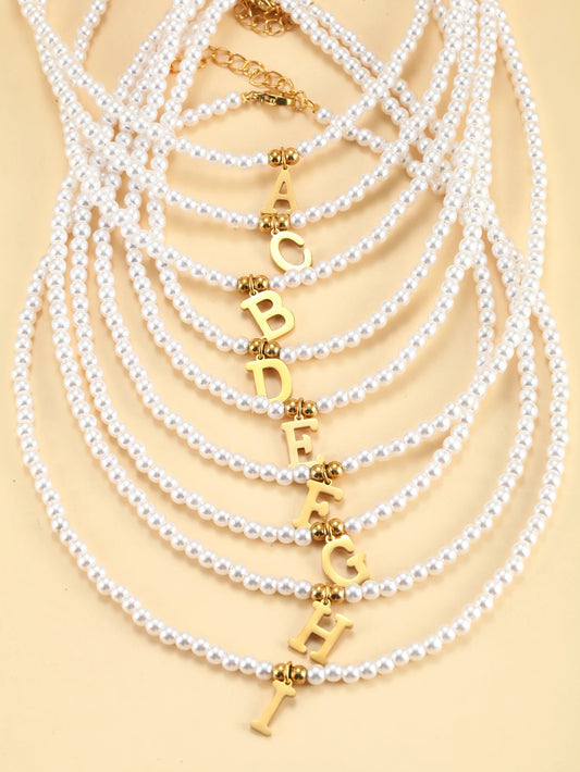 Colar pérolas inicial peronalizada