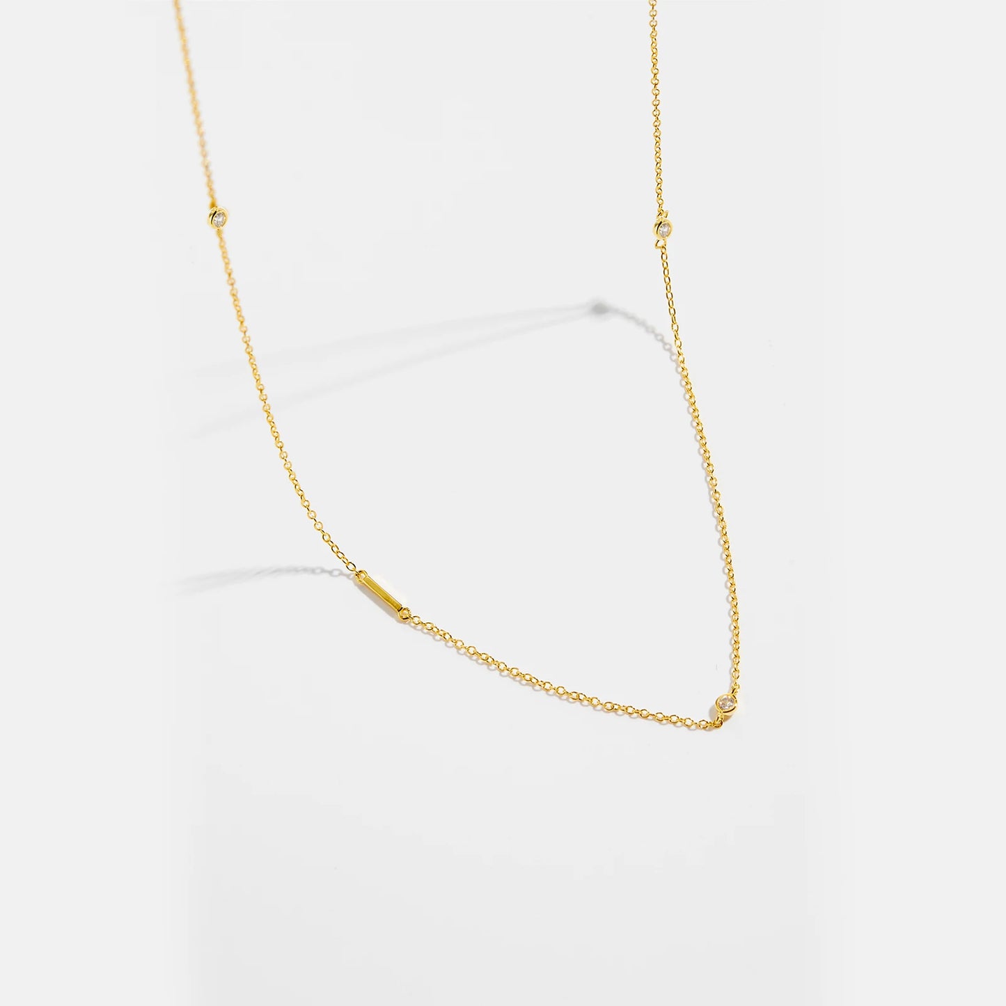 Colar inicial charm