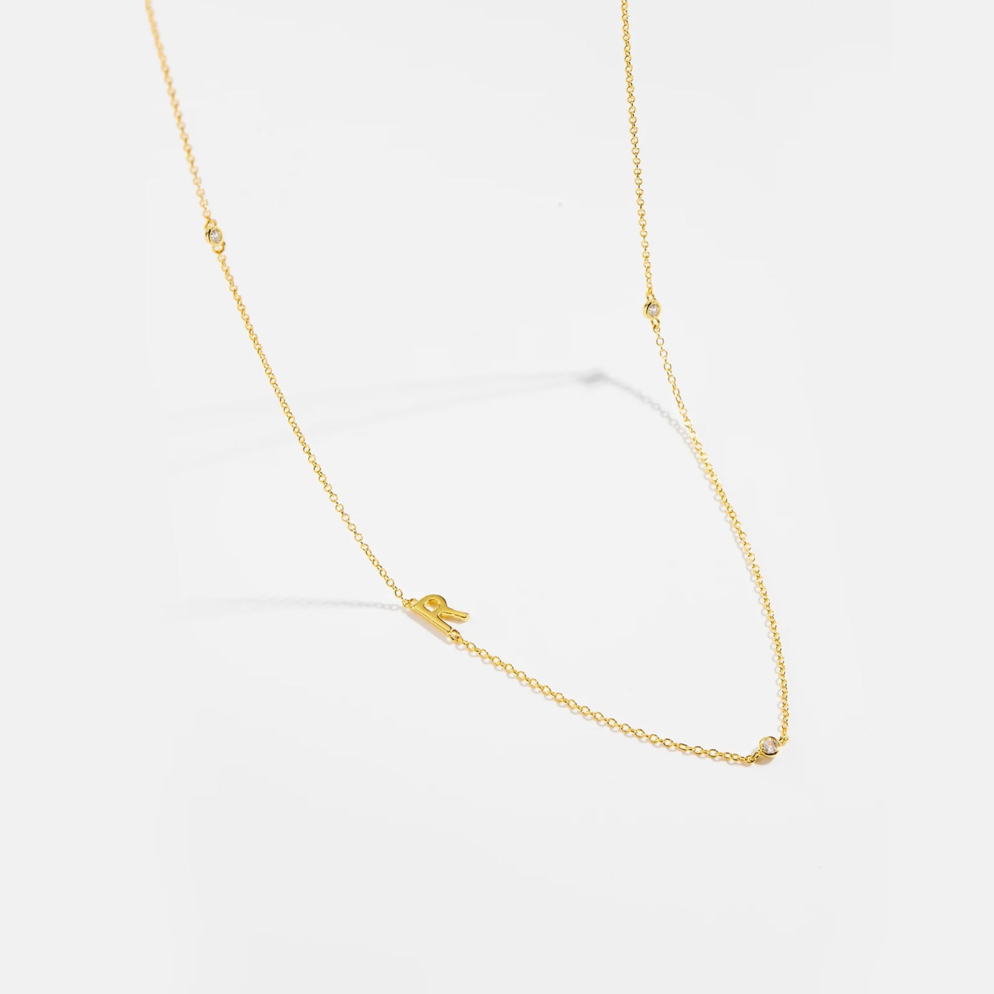 Colar inicial charm