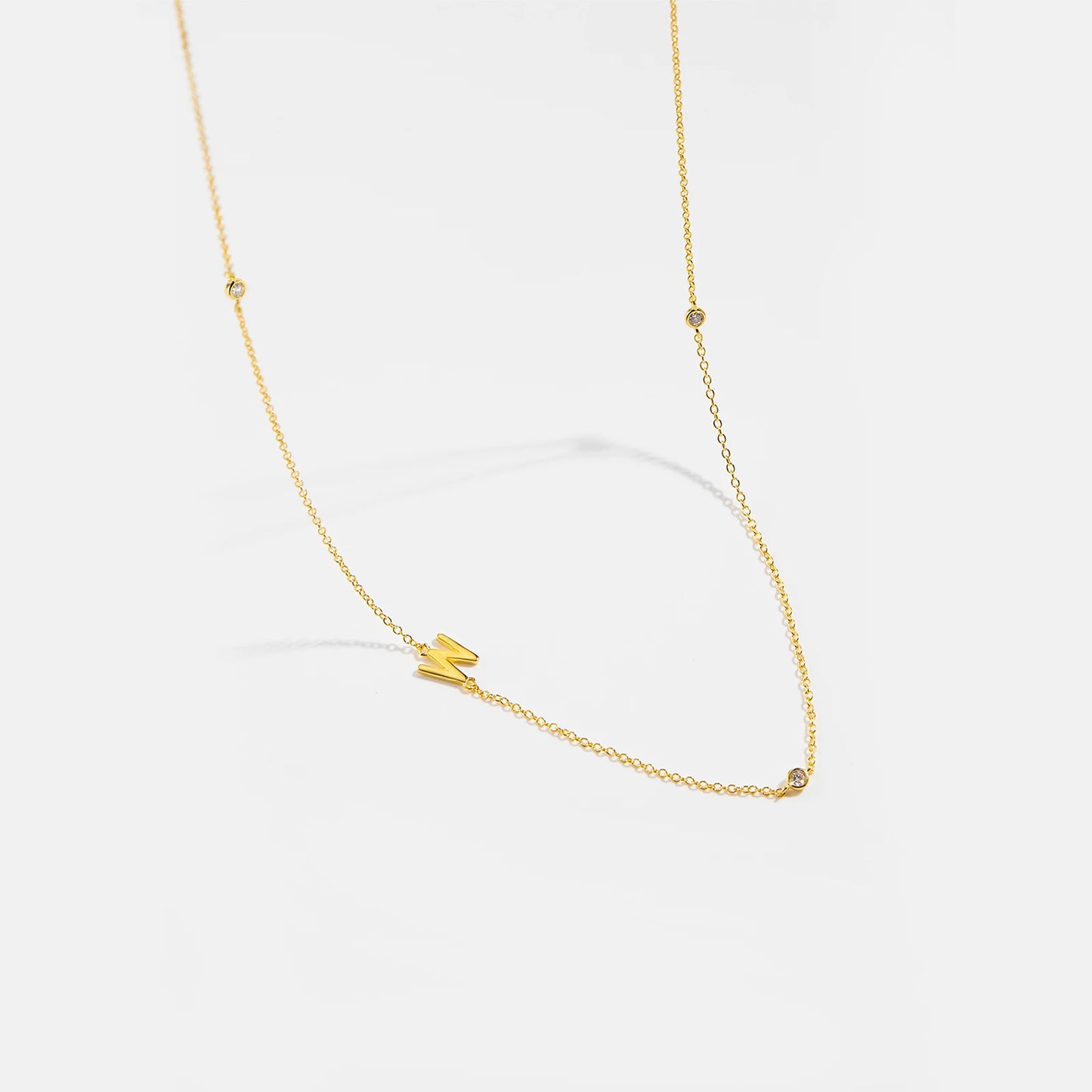 Colar inicial charm