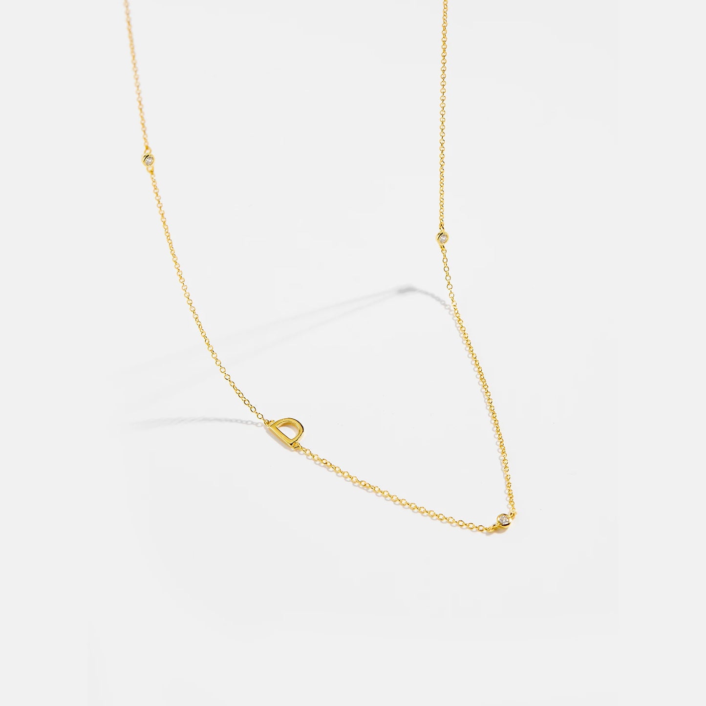 Colar inicial charm